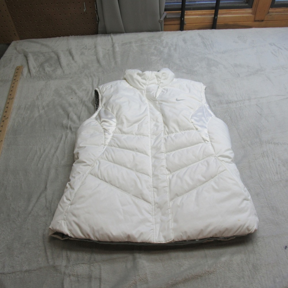 Nike White Quilted Puffer Vest - Women's